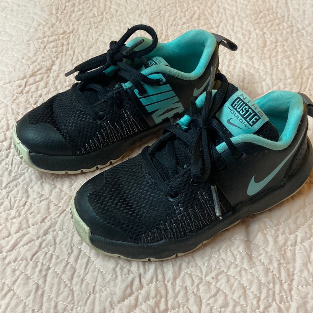 Kids Nike sneakers size 11 c